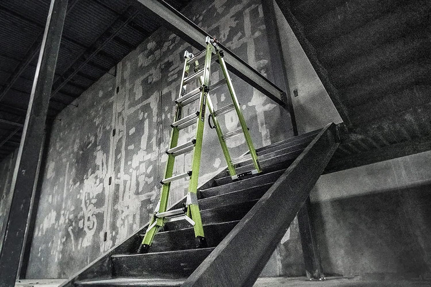 Little Giant Ladders Systems Conquest 2.0, M22, 22ft, Multi-Position Ladder, Fiberglass, Type 1A, 300 lbs Weight Rating, (17122-001), Green